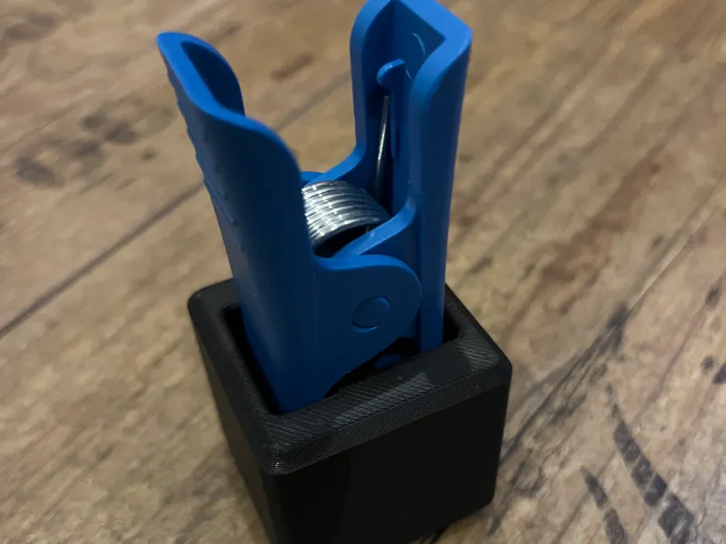 Gridfinity Tube Cutter Holder