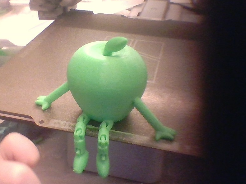 Miniatura 1 do modelo 3D articulated apple
