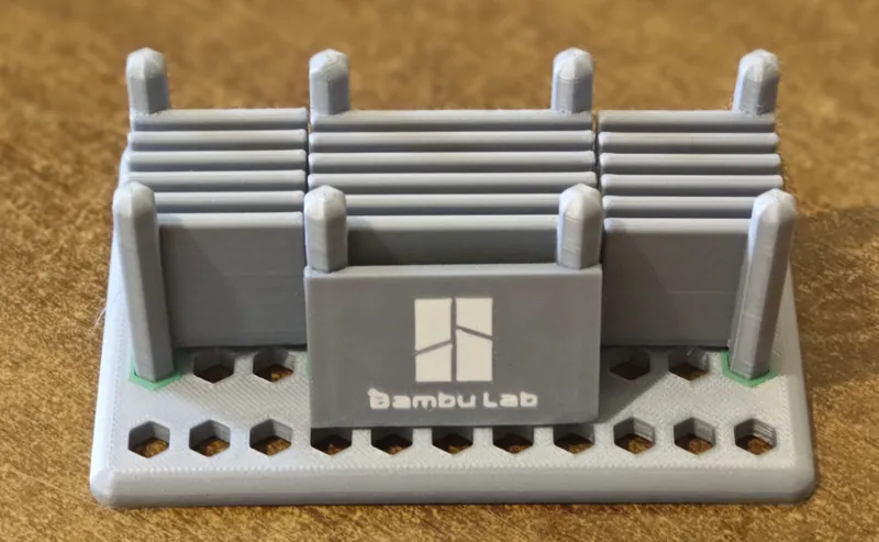 Bambu plate holder (portapiatti)