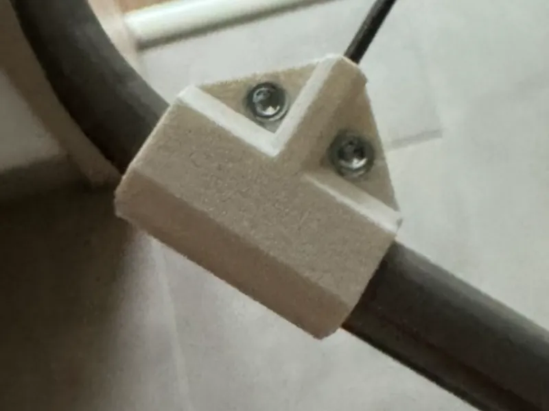 Clothes dryer clutch