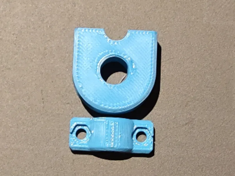 CO2 cartridge under saddle mount