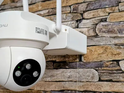 Cooau Indoor CCTV Camera – Wall Spacer Mount