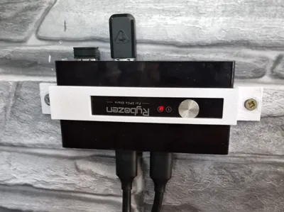 USB changer bracket wall holder