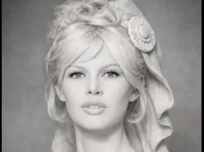Marianne Brigitte Bardot Bust