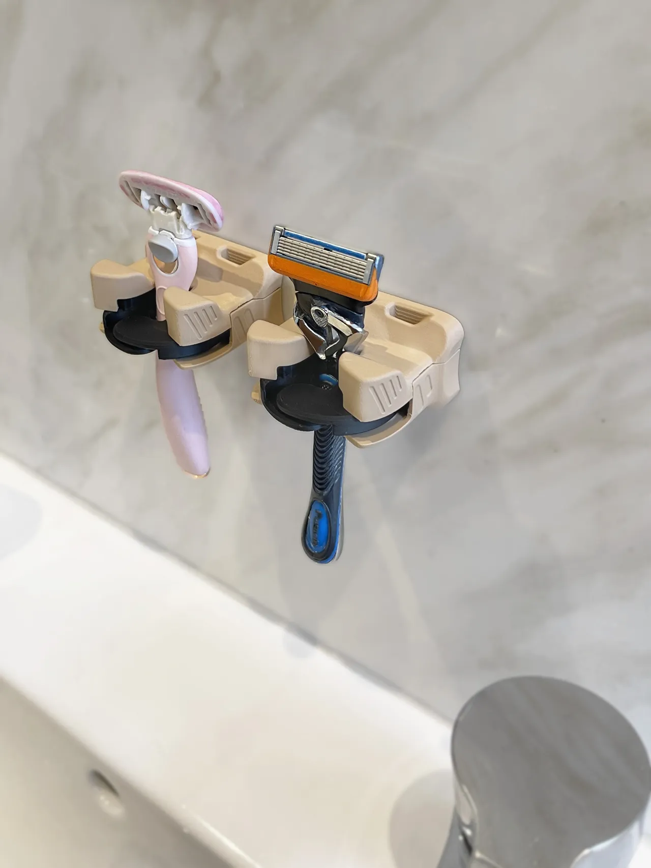 Mechanical Razor / Shaver Holder - Fidget view 4