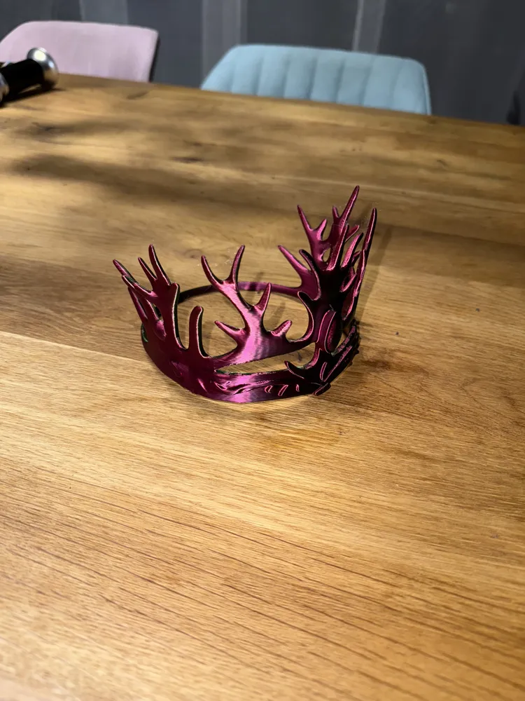 Spezielles Design, Thron, Königin, Krone, Ornament, Sammlerstück, dekoratives Geschenk