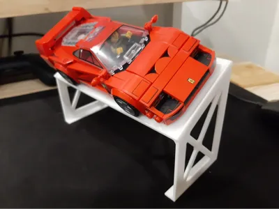 Display stand for Speed Champions brick sets