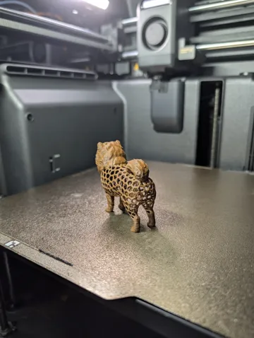 Figura decorativa: Stylized Voronoi Chow Chow Dog Figurine Sculpture — vista de referencia 5