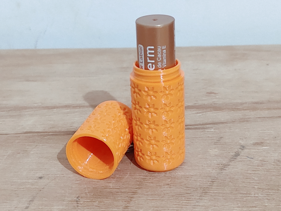 Estojo para Protetor Labial Hearts (Floral)