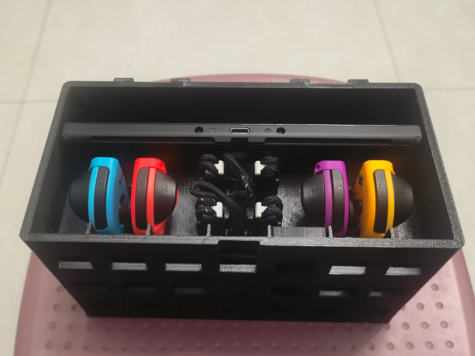 Miniatura 1 do modelo 3D switch全收纳