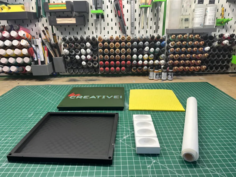 Modular Wet paint pallet with washes
