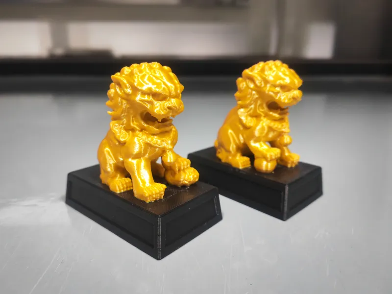 金狮石狮对狮镇守神兽吉祥物 lion