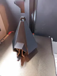 Nichoir hexagonal suspendu avec perchoir et auvent — photo 6