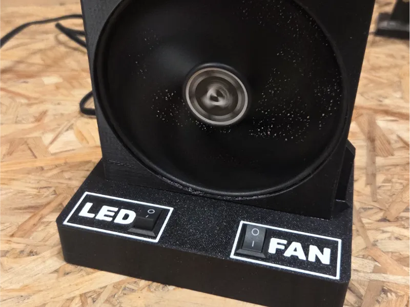 Soldering fume extractor w/ LED and carbon filter