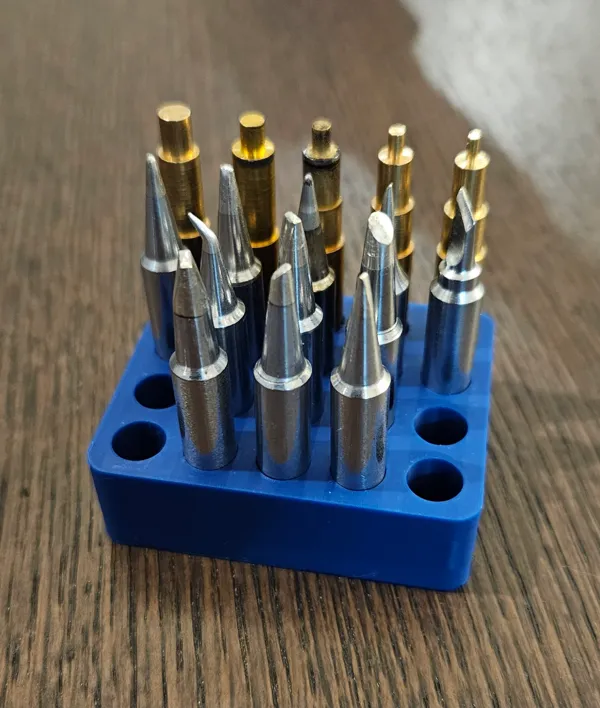 Range-pointes pour fer à souder T18/Hakko