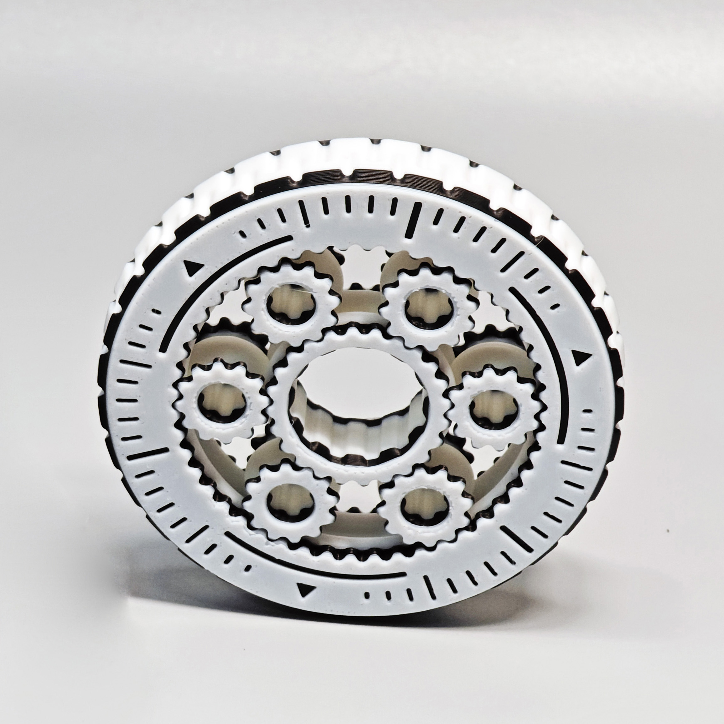 Miniatura 1 do modelo 3D 小尺寸行星齿轮 解压指尖陀螺 TA4刻度