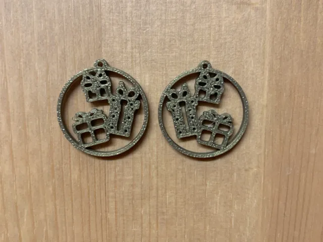 Present Earrings