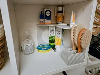 Kallax corner inner shelf / organizer