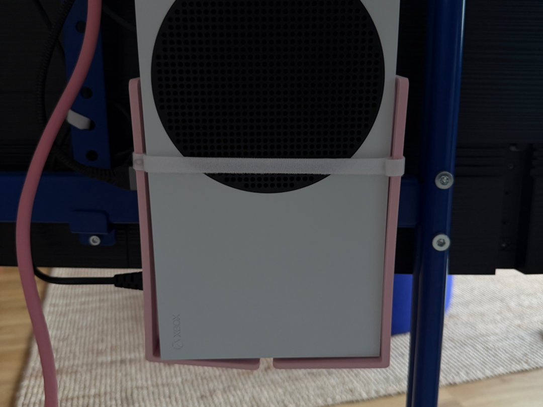 Box-Mount Pedestal for Xbox Series S