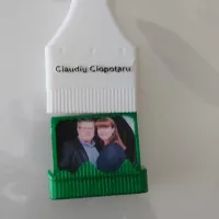 Porte-clés pinceau à photo cachée — photo 10
