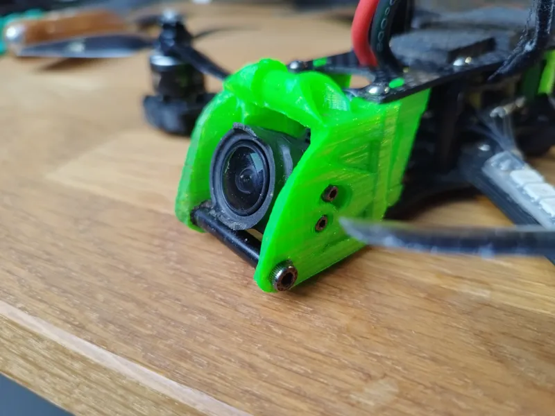 Apex Micro O3 Mount: no props, very good protection