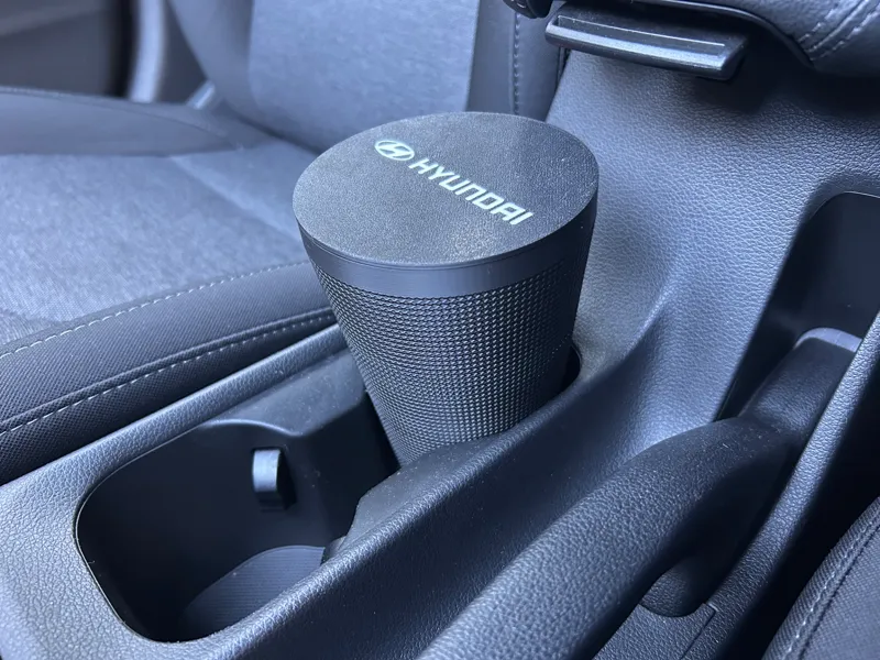 Car trash bin, container