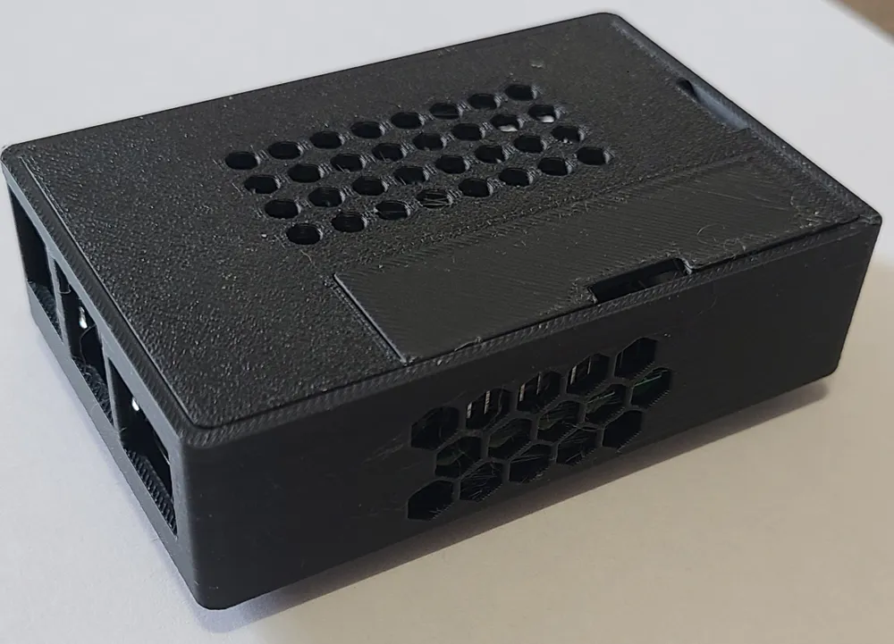 Raspberry Pi 4 case with access to GPIO by Thanke MakerWorld: Download ...