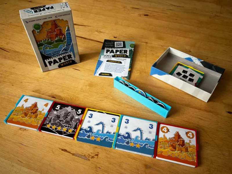 Insert pour le jeu Paper World