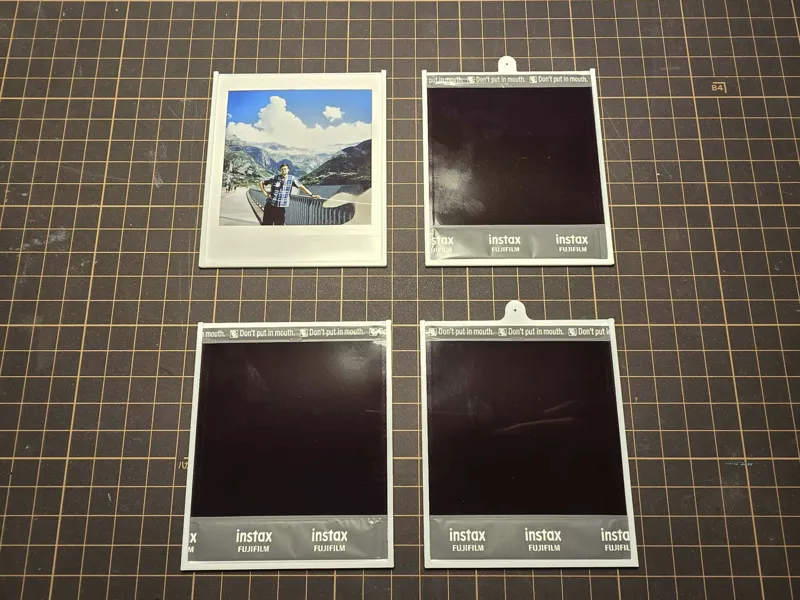 Small frame for polaroid photos (4 versions)