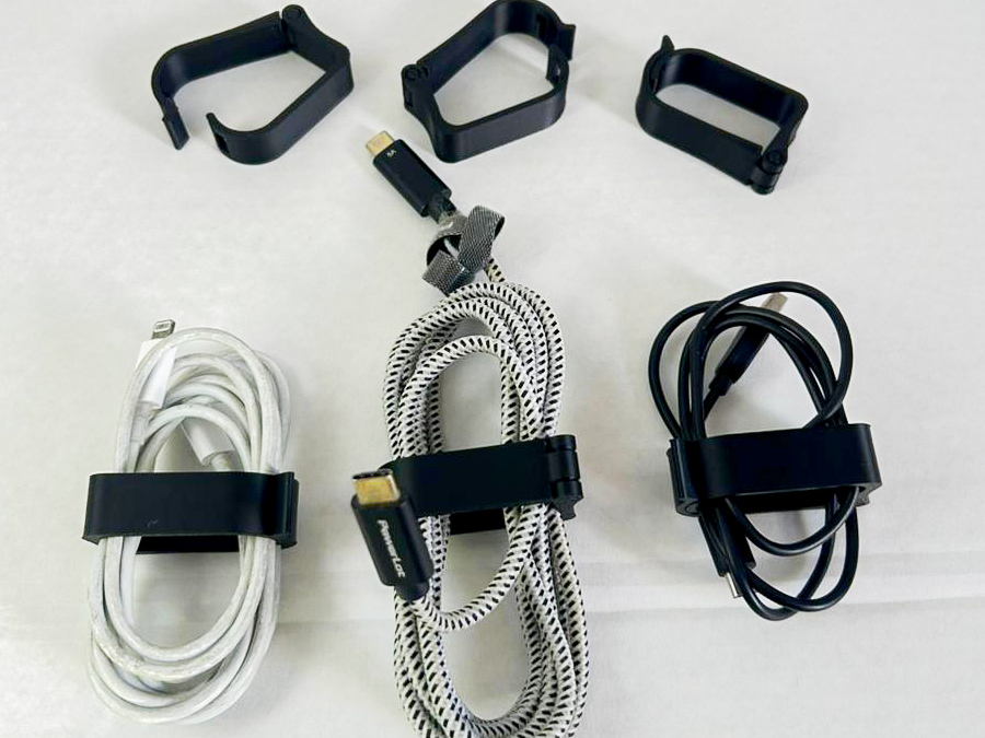 Print-in-Place Hinged Cable Organizer Clips (7g)