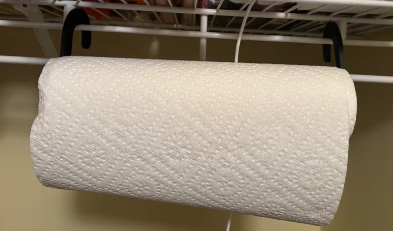 Wire shelf paper towel holder