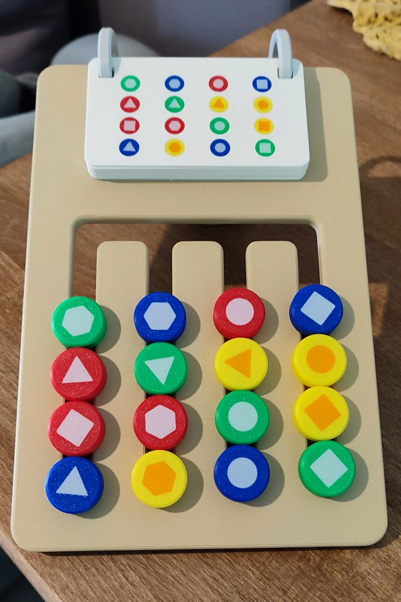 Logical sliding puzzle view 4