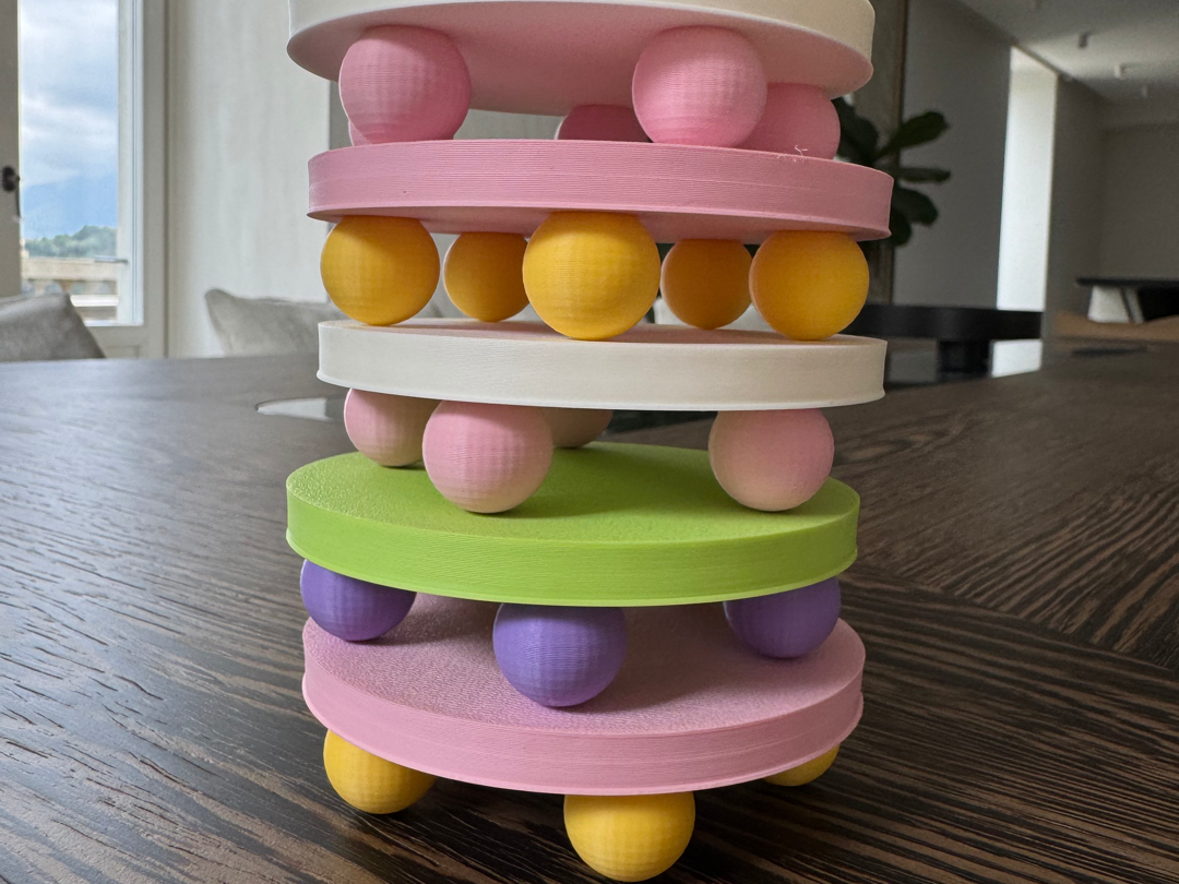 Round Decorative Stand With Ball Feet 3D model