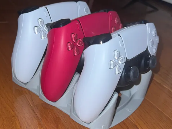 Support pour 3 manettes PS5