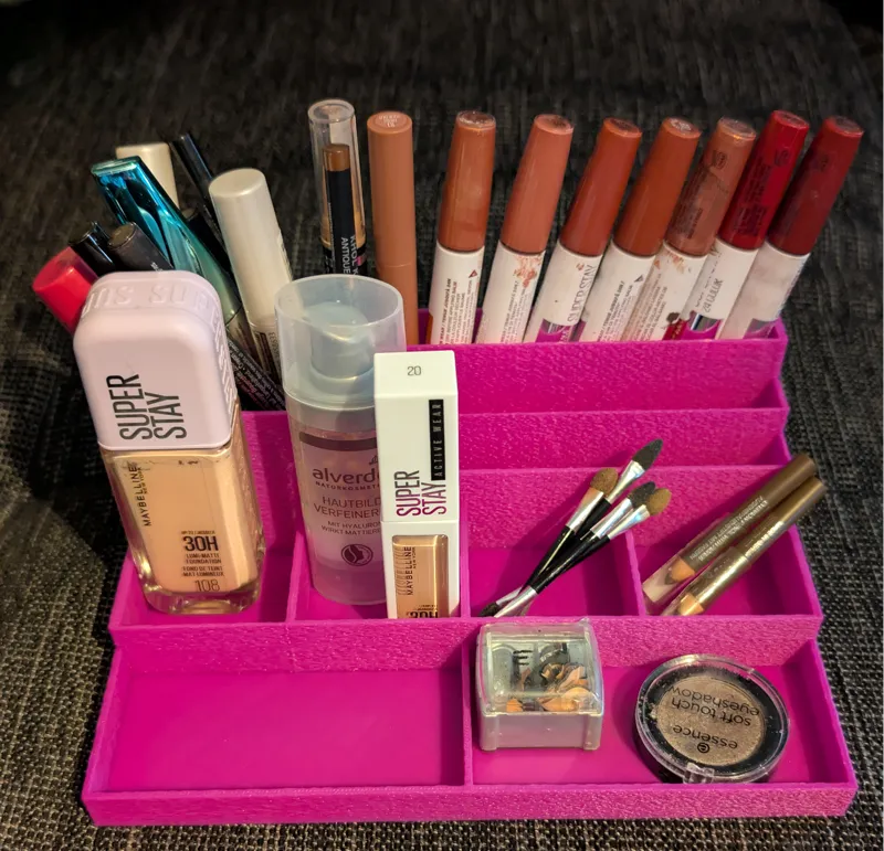 Make-Up Organizer