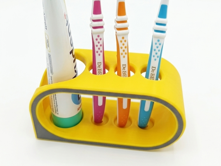 Moderner Zahnbürstenhalter „Trio-Organizer“