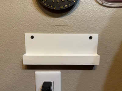 iPhone 16 Pro Max wall mount