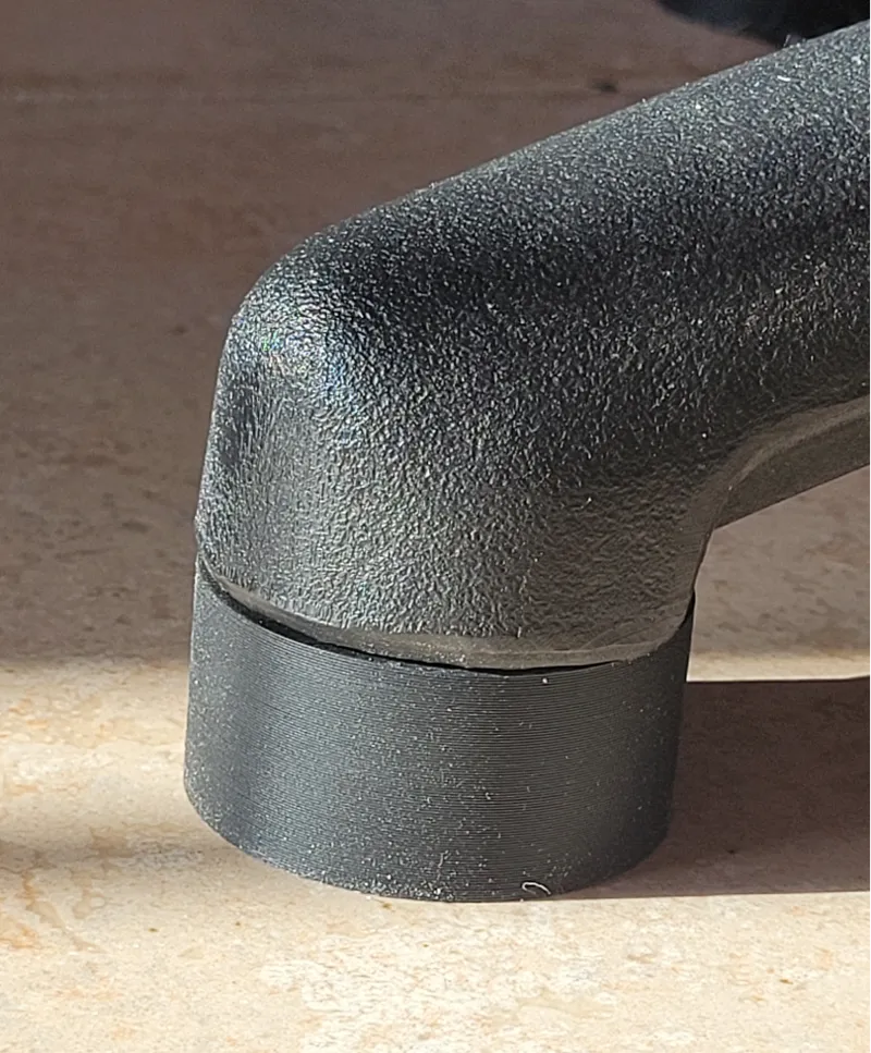 Chair feet (from rolling to a still chair)