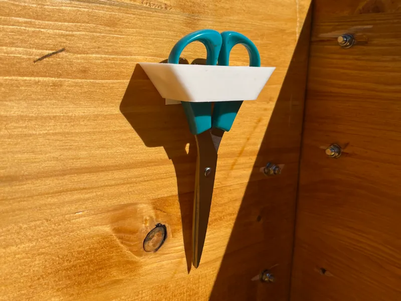 Tool Holder with flat surface