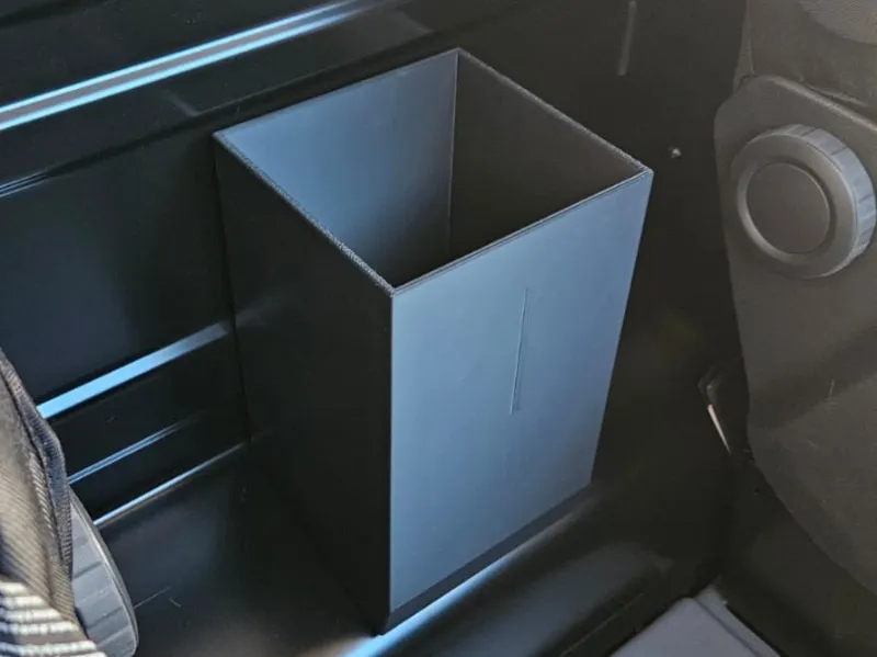VW Crafter Mülleimer