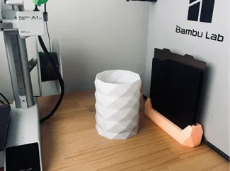 Minimal Low Poly Storage Bin