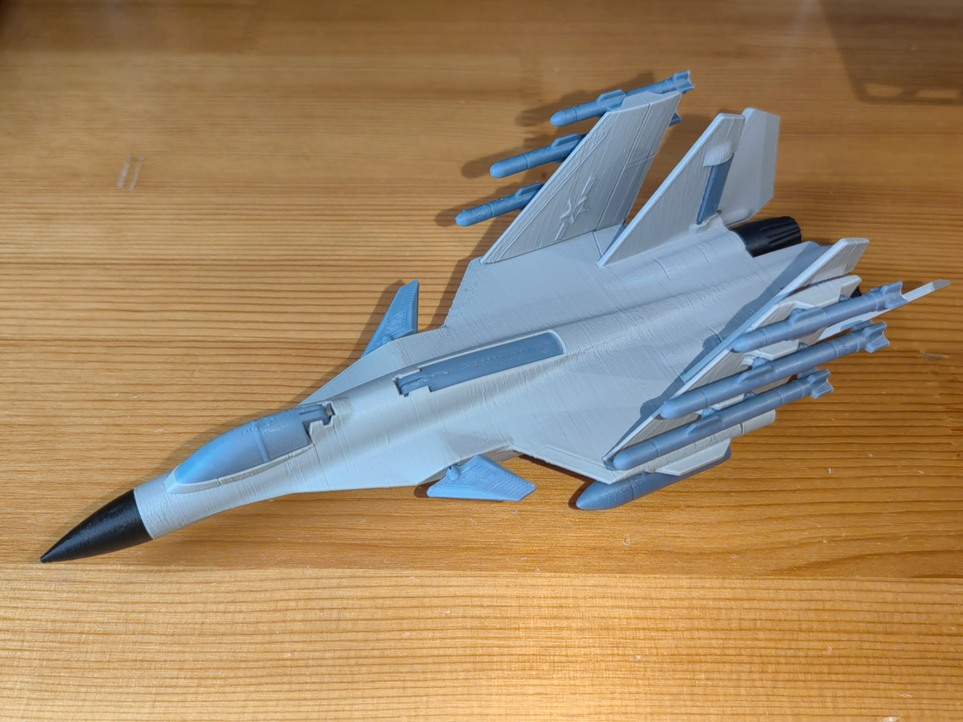 Miniatura 1 do modelo 3D 歼15-舰载机-拼装版