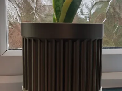 Flower vase