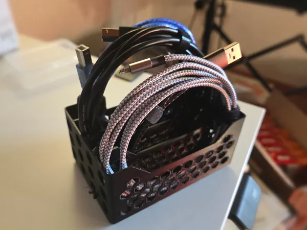 https://makerworld.bblmw.com/makerworld/model/USbf348deb0312e1/design/2024-08-22_4b84a50034775.jpg