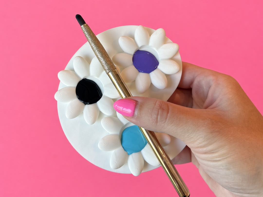 Paint Palette Flower 3D model