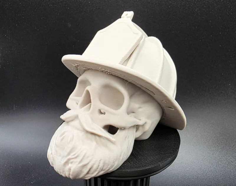 Bearded Fireman Skull (Lay Down Version)