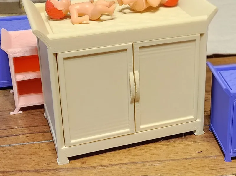 Changing table