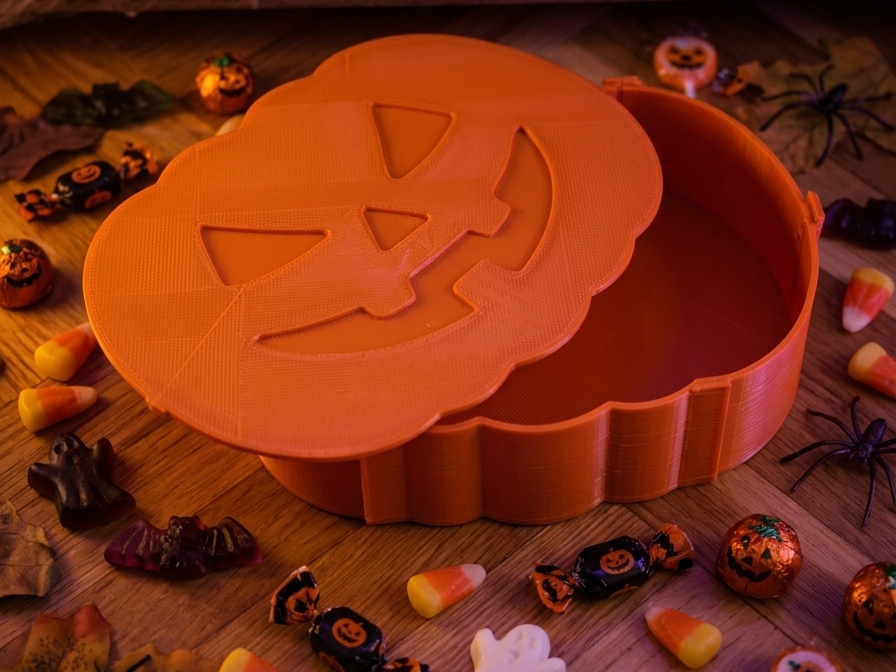 Jack-o'-Lantern Container 3D model