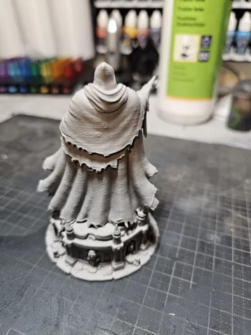 Figura decorativa: The Eternal Watcher – Grimdark Guardian Statue — vista de referencia 4