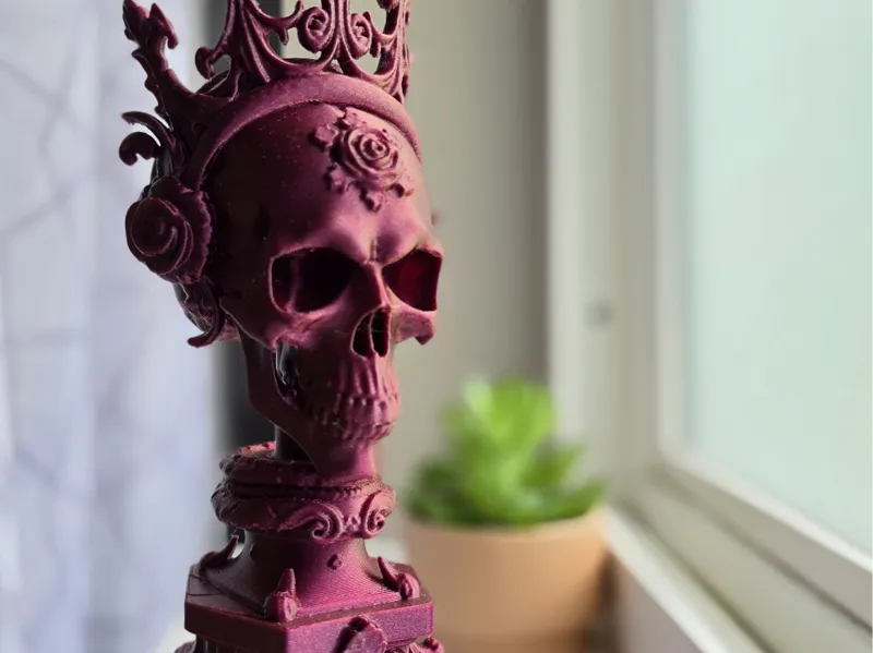 Gothic Queen Skull Bust – Victorian Crown